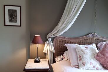 민박 Moulin De Sévoux