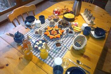 ベッドアンドブレックファースト Valreley, Chambres Et Table D Hôtes Eco Friendly Avec Bain Nordique Au Sud Du Massif Du Jura