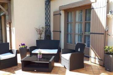 Пансион Couleurs Du Temps Pres Giverny