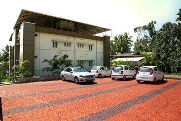 Hotel Wayanad Cliff Apartment