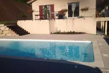 Pensionat Le Mas De Servant Roulottes Et Chambres D Hôtes