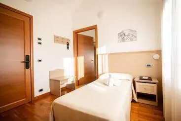 簡易ホテル Magnificat Hotel&resort