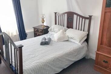 فندق على الطريق Bushranger