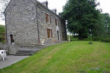 مبيت وإفطار Les Logis De Marie