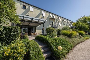 Hotelli Moritz An Der Elbe