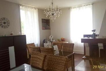 ペンション Montplaisir