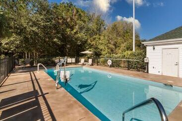 Отель Quality Inn Crestview Near Eglin Afb