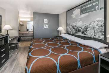Otel Super 8 By Wyndham Arlington Near At&t Stadium