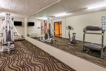 فندق Super 8 By Wyndham Batavia E Of Darien Lake Theme Park