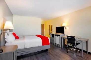 Мотель OYO Hotel Castle Rock CO Downtown