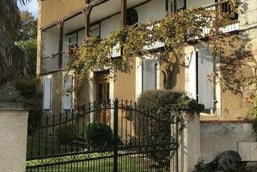 مبيت وإفطار La Maison D Amalaurille