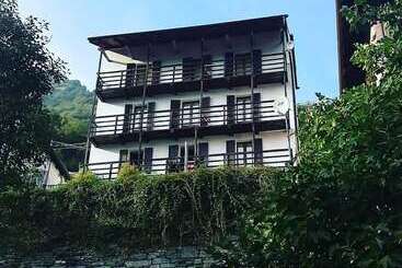 Hostal Ostello Val Grande