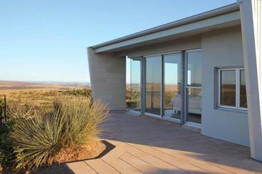 Hotel Tanonga Luxury Eco Lodges