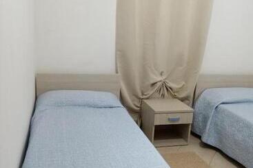 פנסיון Is Cuccus