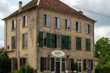 ペンション Le Voilà