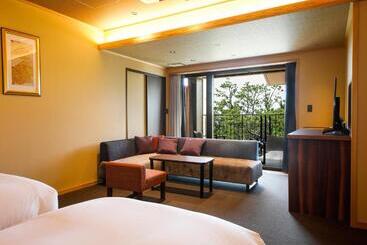 료칸 Awaji Hamarikyu Takumi