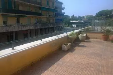 Huoneistohotelli Sestri Mare & Beach Services Residence