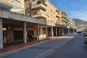 Huoneistohotelli Sestri Mare & Beach Services Residence