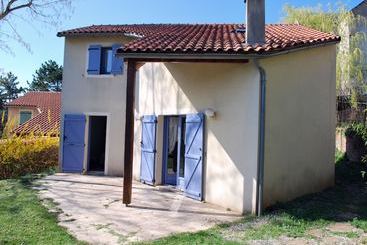 コテージ Les Gîtes De La Charmeraie