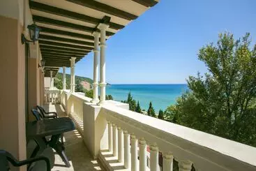 Hotel Royal Villas Elenite   All Inclusive