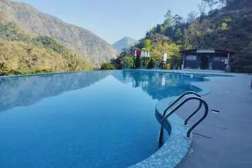Hoa Resorts Mountain View With Infinity Pool
