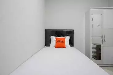Hotel Koolkost Female Syariah Near Rsu Syubbanul Wathon Magelang