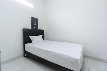 فندق Oyo Life 2863 Rumah Q Syariah