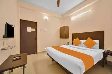 Hotelli Fabexpress Joel Inn