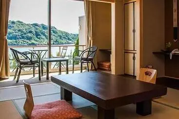 Hotelli Ryokan Nakashimaso