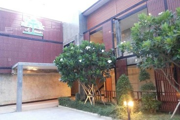 Hotel Buaksee Resort