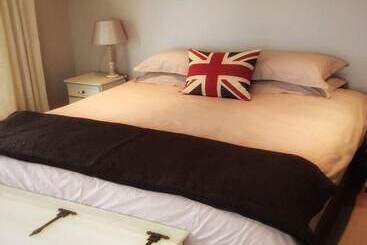 פנסיון Hamelin Guest House