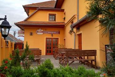 Пансион Penzion Bouquet