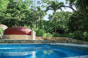 Otel La Aldea Del Halach Huinic