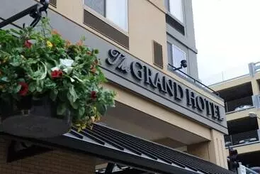 The Grand Hotel   Salem