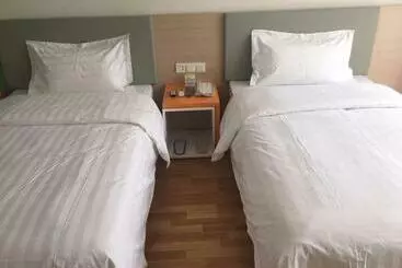 ホテル 7 Days Inn Zhangjiakou Huailai Shacheng Branch