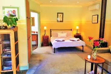 Bindley House B&b Cottage