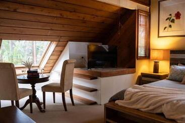 Bed and Breakfast Lake Russell Retreat