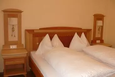 Gasthof Pension Zur Klause