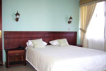 Gran Hotel Marcjohns