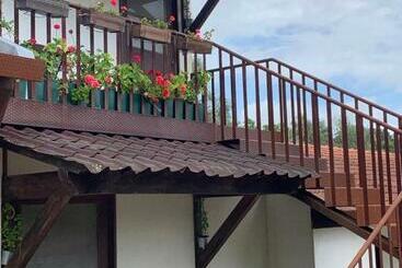 Отель Estabulo De Valinhas