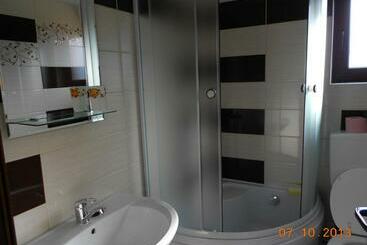 ペンション Garofita Pietrei Craiului