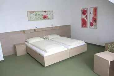 ペンション Weiss S