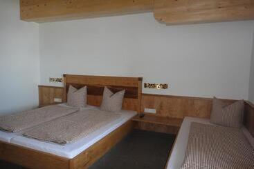 旅馆 Berggasthof Schatzbergalm