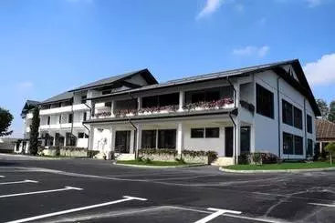 Condor Resort