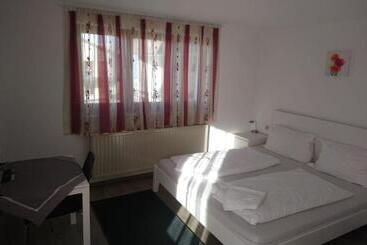 Пансион Gasthaus Krone