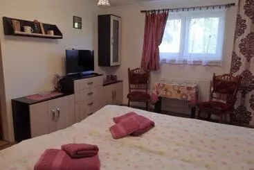 Pension Pivnička Pod čachtickým Hradom