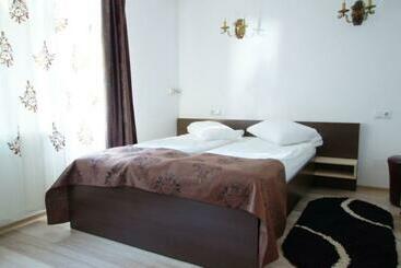 Pensiunea Cabana Soimul