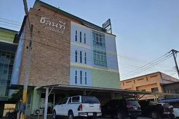 Hotel Chonnatee Residence