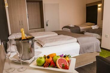 בית מלון כפרי Restaurant Zur Krone