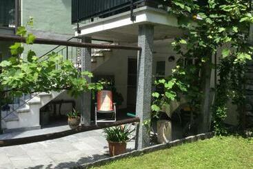 ユースホステル Ca Evelina